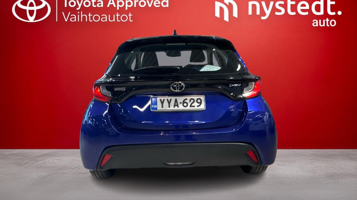 TOYOTA Yaris 2024