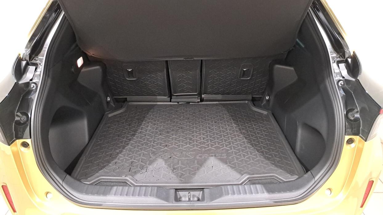 TOYOTA YARIS CROSS 2022