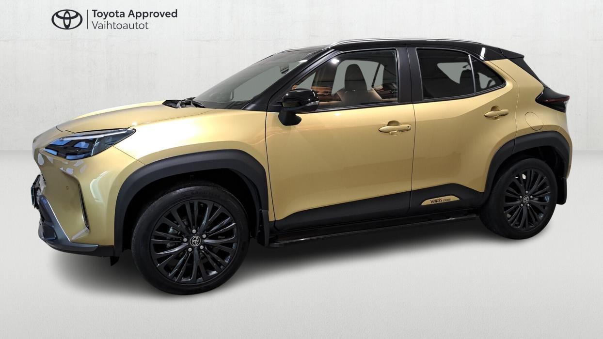 TOYOTA YARIS CROSS 2022