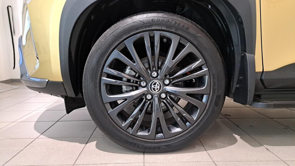 TOYOTA YARIS CROSS 2022