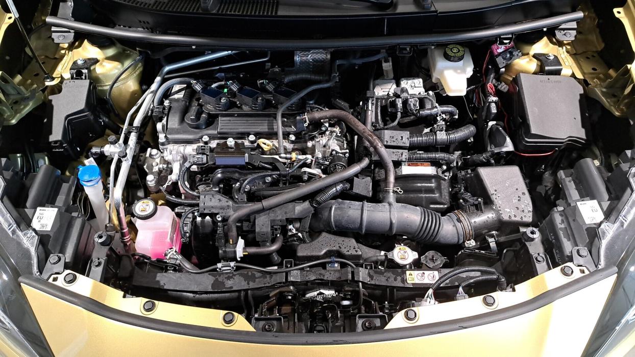 TOYOTA YARIS CROSS 2022