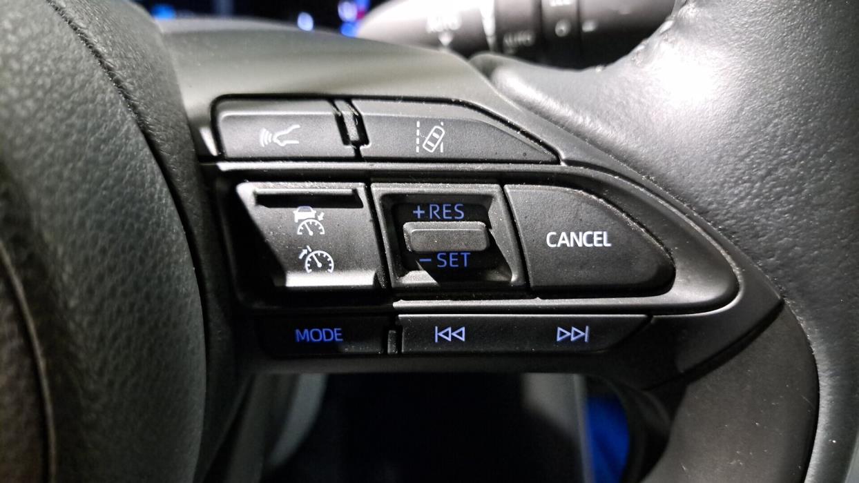 TOYOTA YARIS CROSS 2022