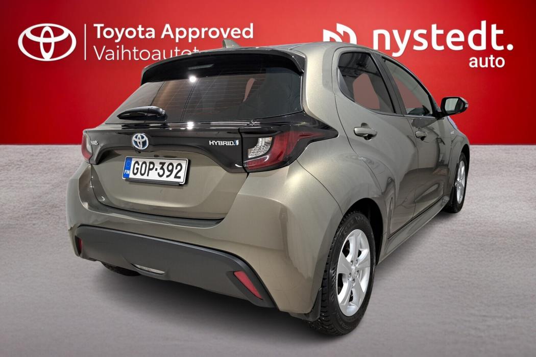 TOYOTA Yaris 2021