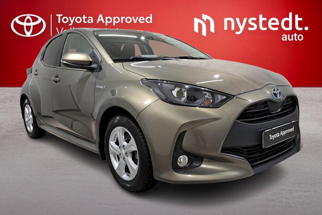 TOYOTA Yaris 2021