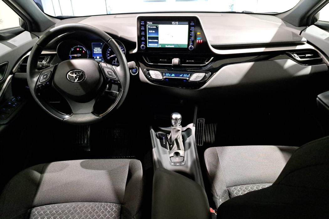 TOYOTA C-HR 2021