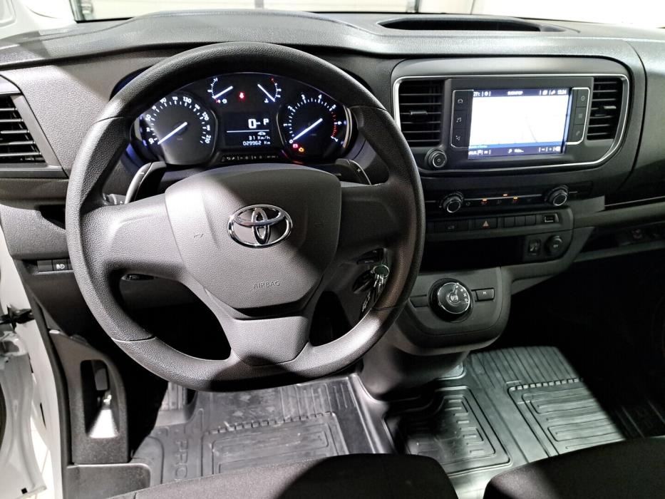 TOYOTA PROACE 2023