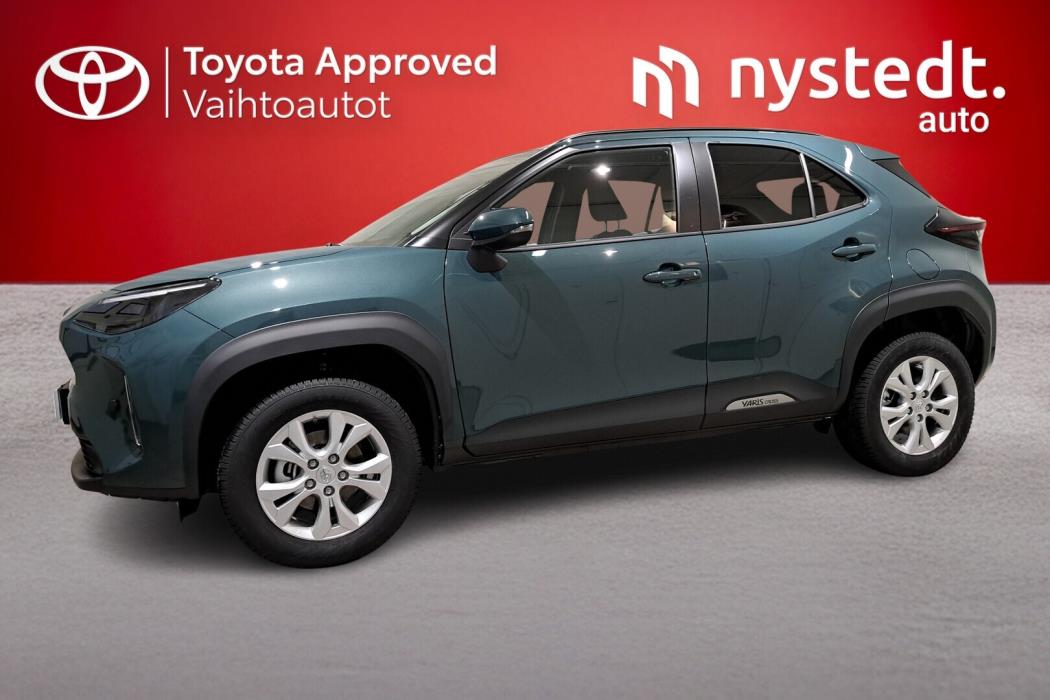 TOYOTA YARIS CROSS 2025