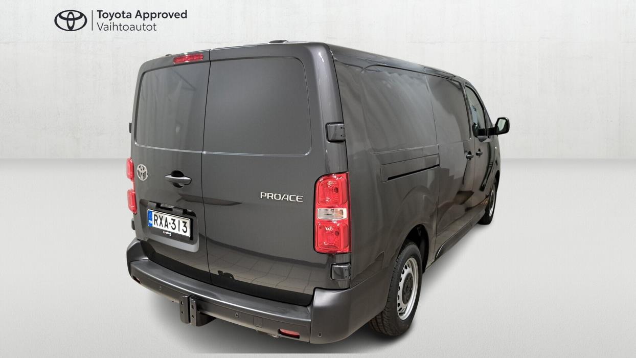 TOYOTA Proace 2025