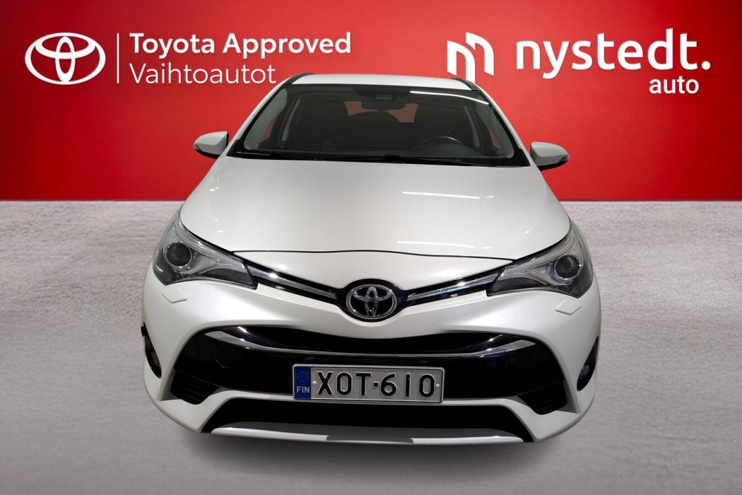TOYOTA Avensis 2018