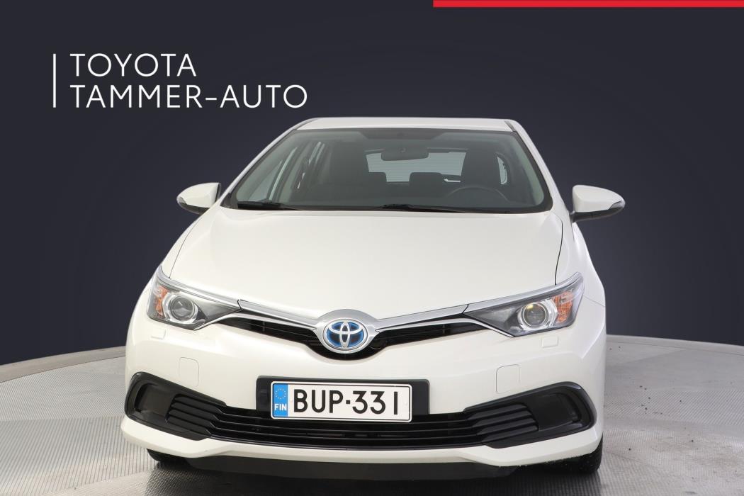 TOYOTA Auris 2017