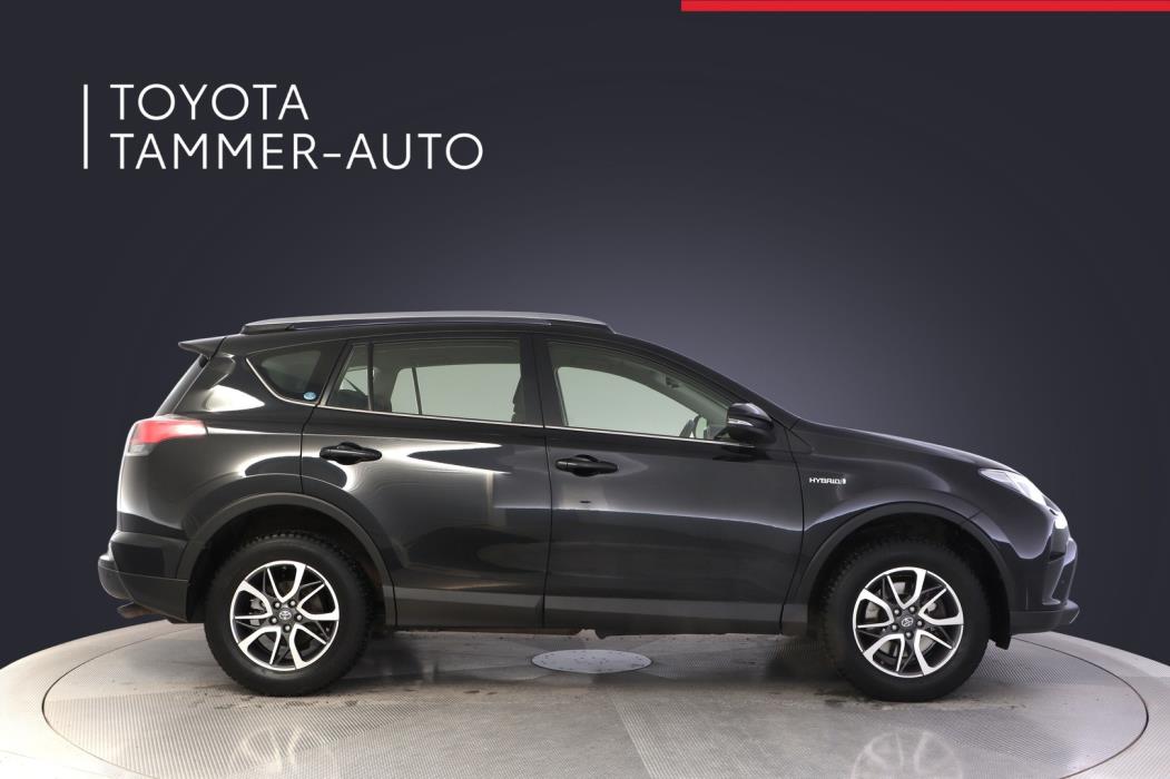 TOYOTA RAV4 2018