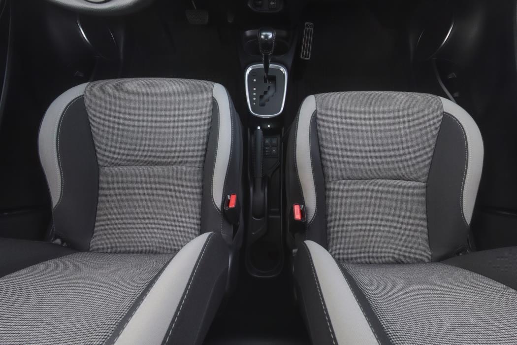 TOYOTA Yaris 2019