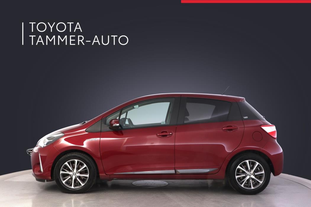 TOYOTA Yaris 2019