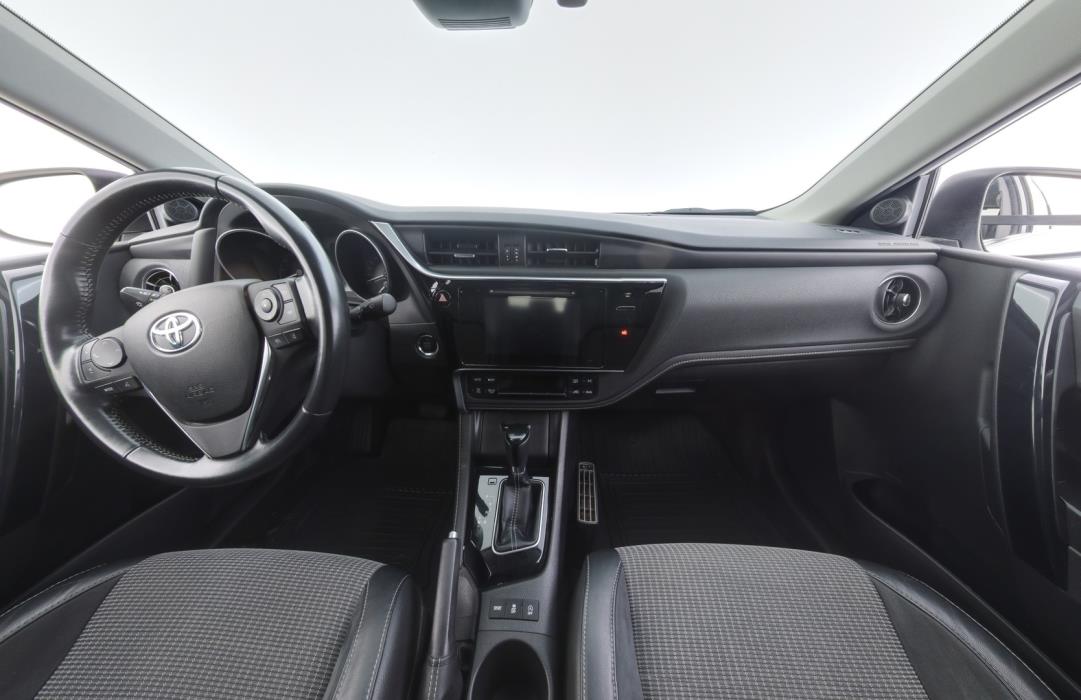 TOYOTA Auris 2018