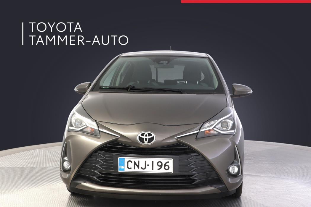 TOYOTA Yaris 2019