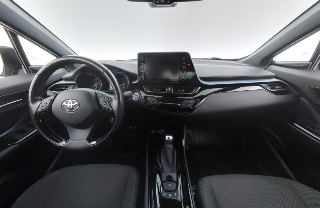 TOYOTA C-HR 2021
