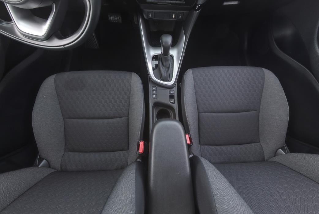 TOYOTA Yaris 2022