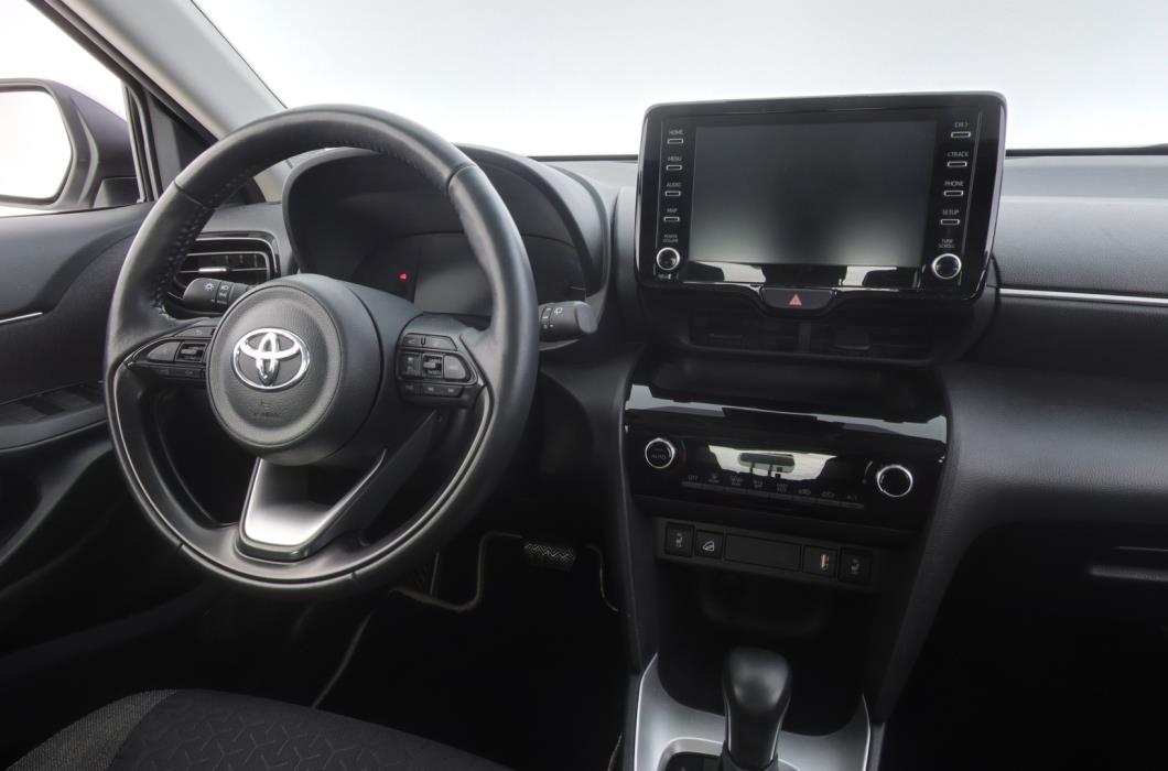 TOYOTA Yaris Cross 2023