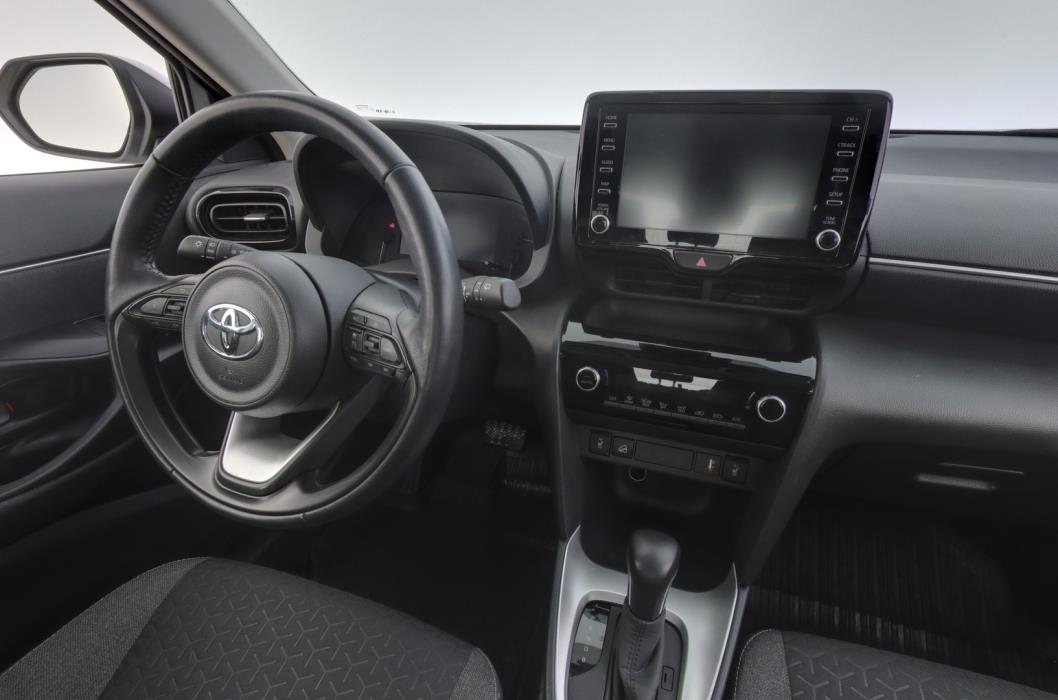 TOYOTA Yaris Cross 2023