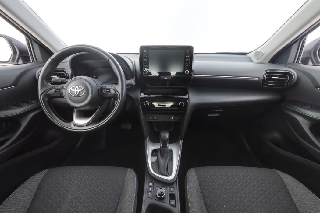 TOYOTA Yaris Cross 2023