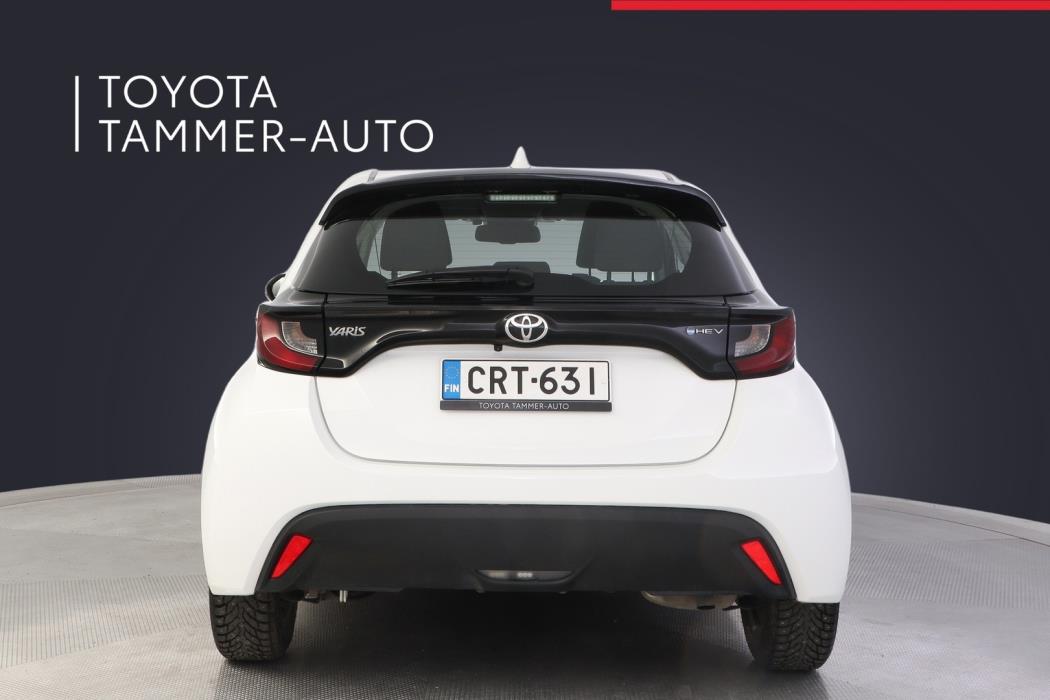 TOYOTA Yaris 2024