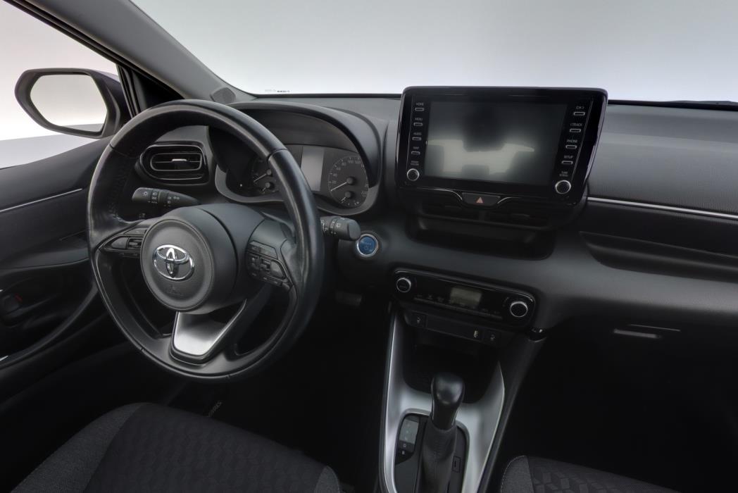 TOYOTA Yaris 2022