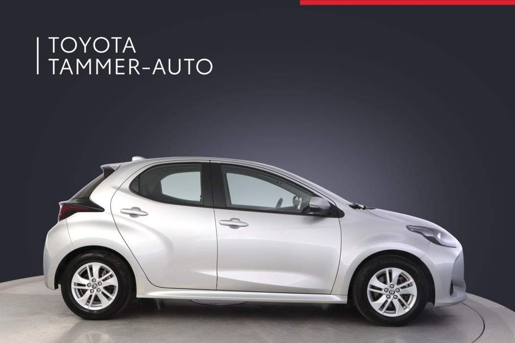 TOYOTA Yaris 2022