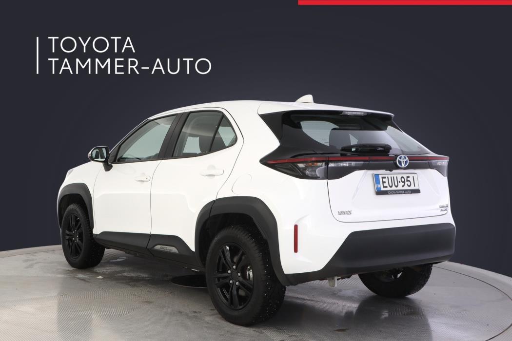 TOYOTA Yaris Cross 2023