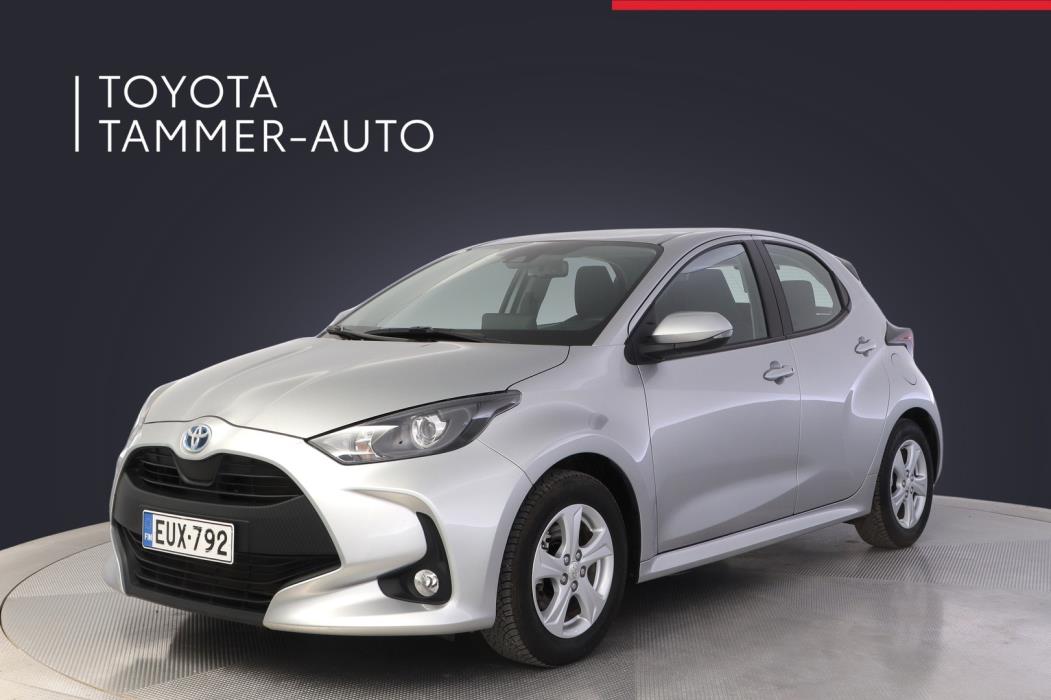 TOYOTA Yaris 2023