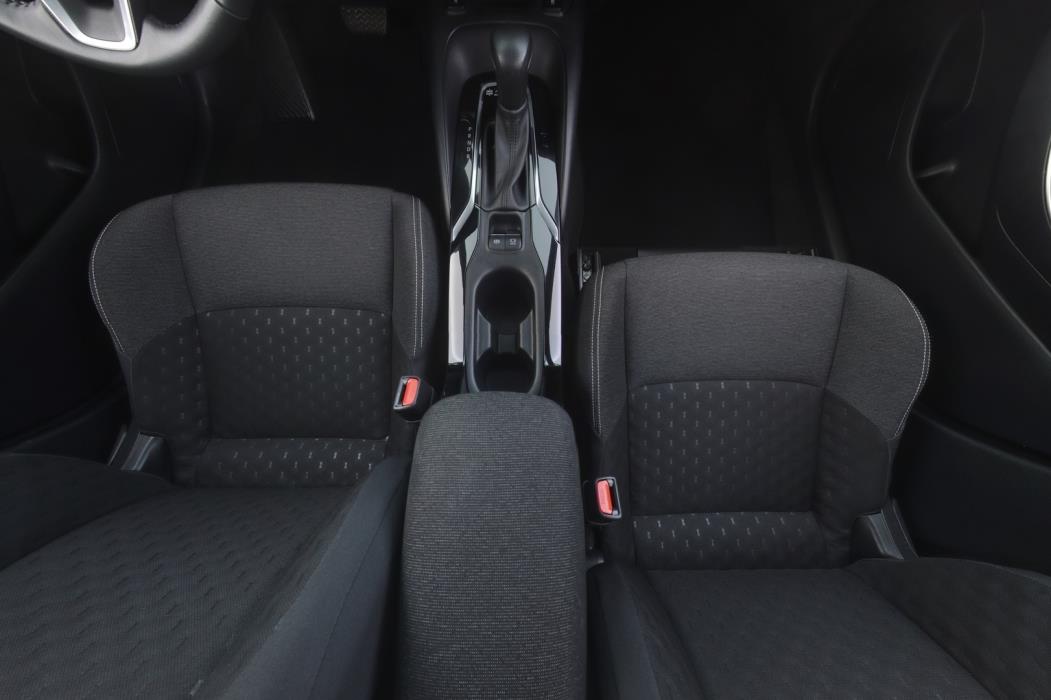 TOYOTA Corolla 2024