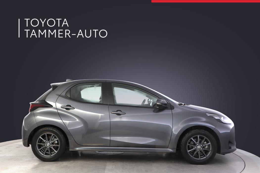 TOYOTA Yaris 2024