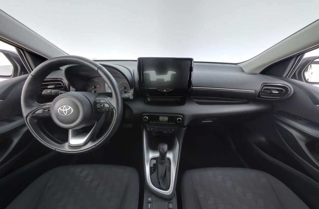 TOYOTA Yaris 2024