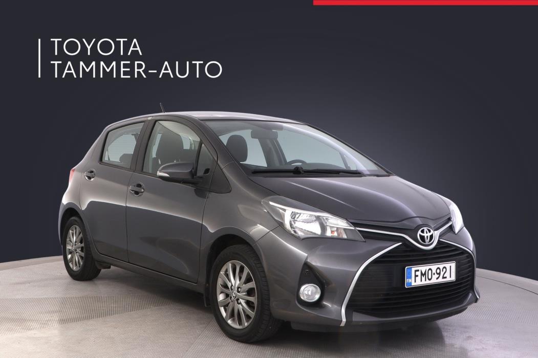 TOYOTA Yaris 2017