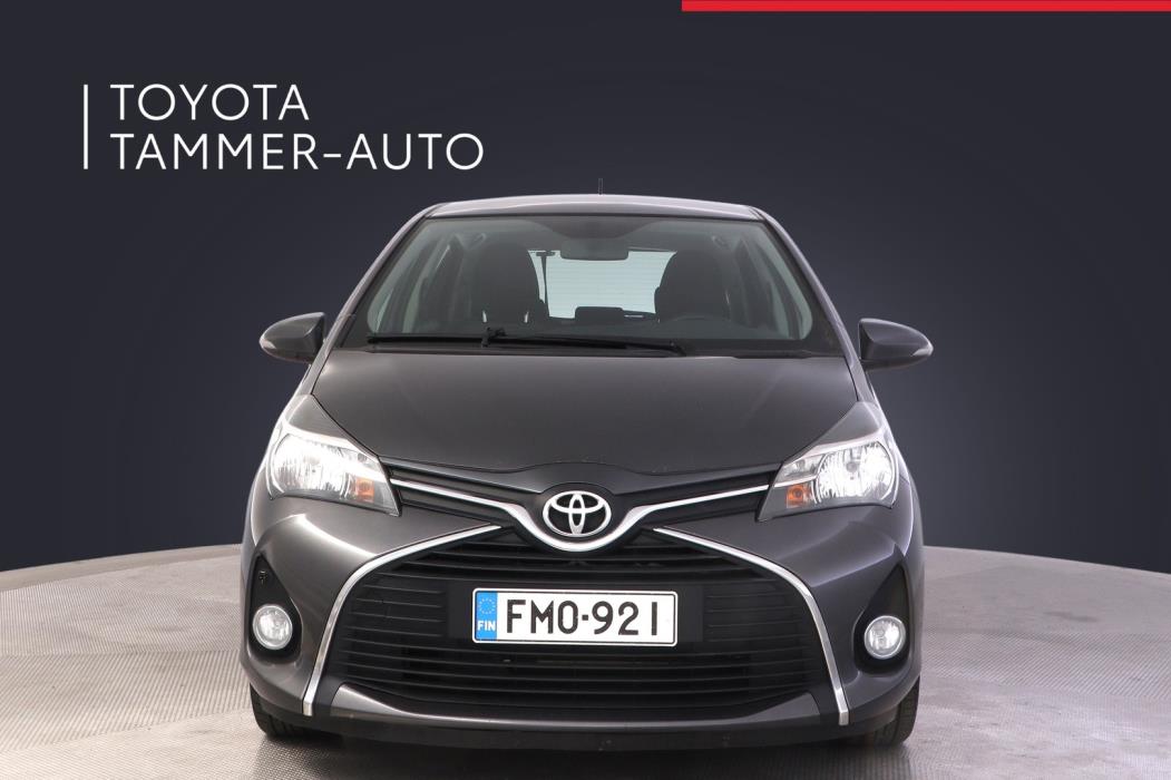TOYOTA Yaris 2017