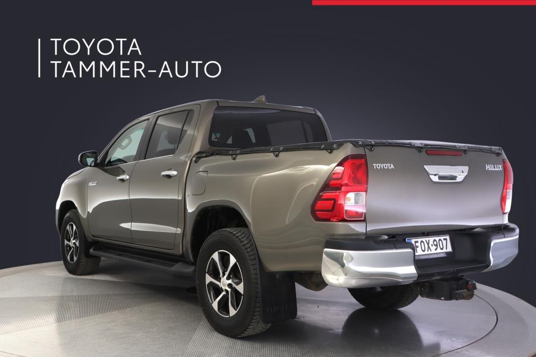 TOYOTA Hilux 2022