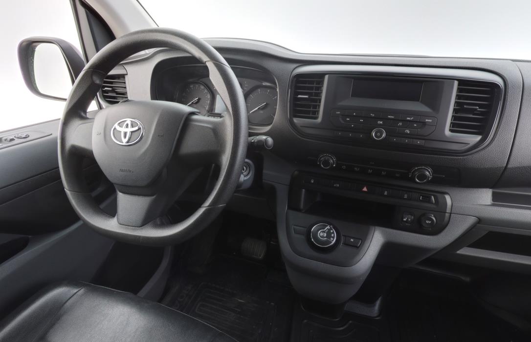 TOYOTA Proace 2020