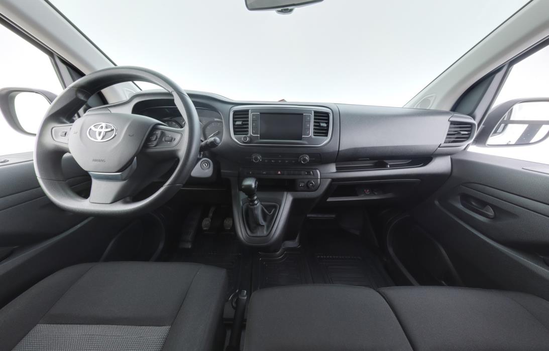 TOYOTA Proace 2023