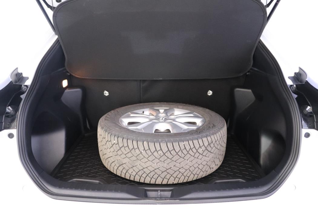 TOYOTA Yaris Cross 2025