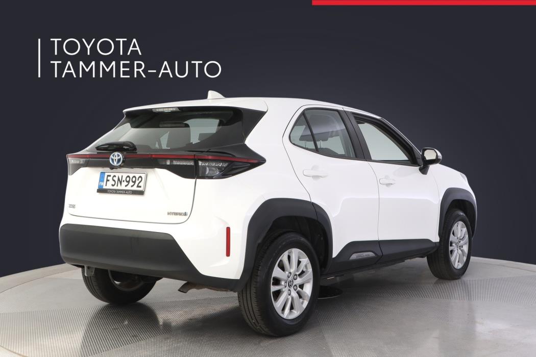 TOYOTA Yaris Cross 2022