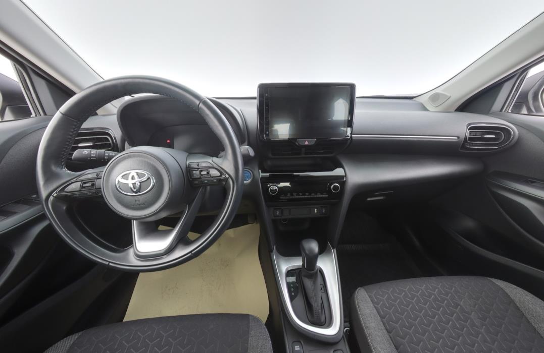TOYOTA Yaris Cross 2022