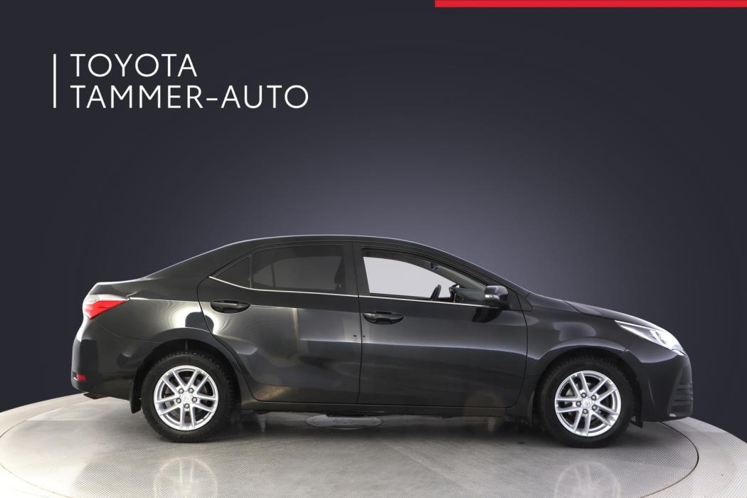 TOYOTA Corolla 2018