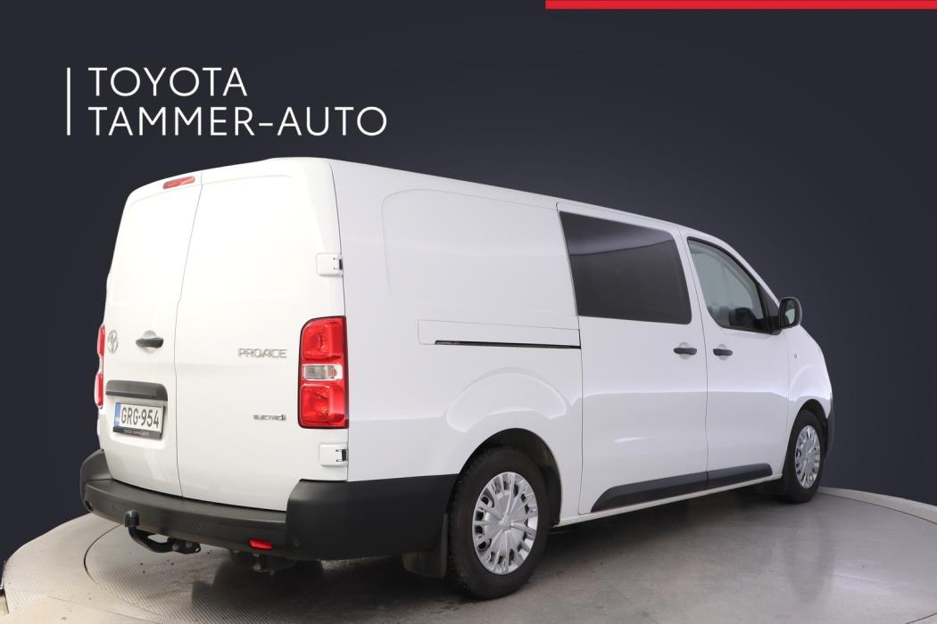 TOYOTA Proace 2025