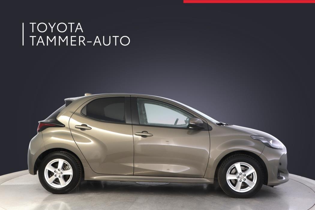 TOYOTA Yaris 2022