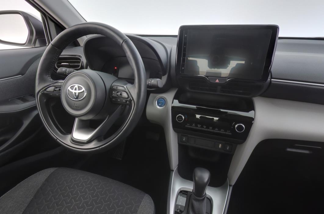 TOYOTA Yaris Cross 2022