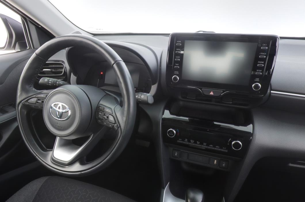 TOYOTA Yaris Cross 2023