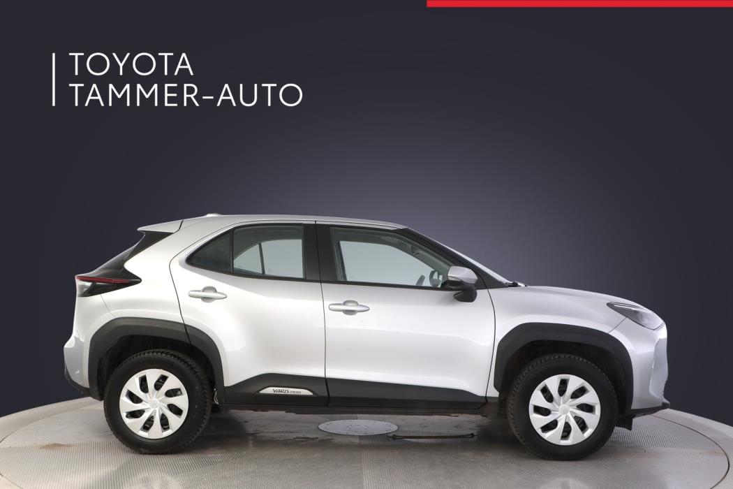 TOYOTA Yaris Cross 2023