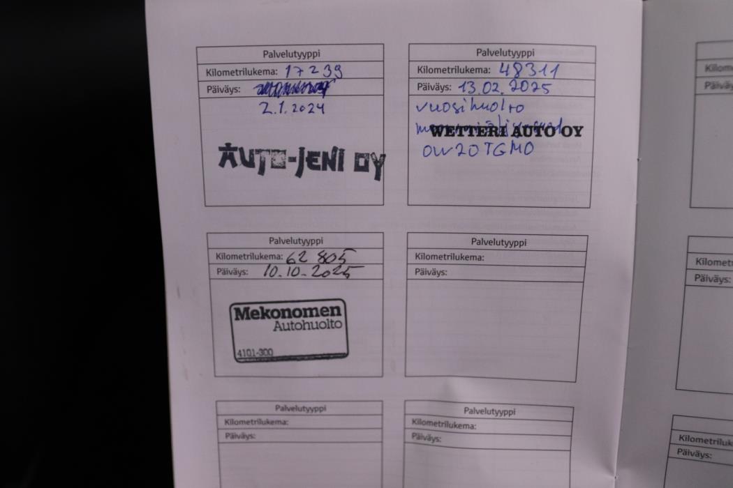 TOYOTA Yaris Cross 2023