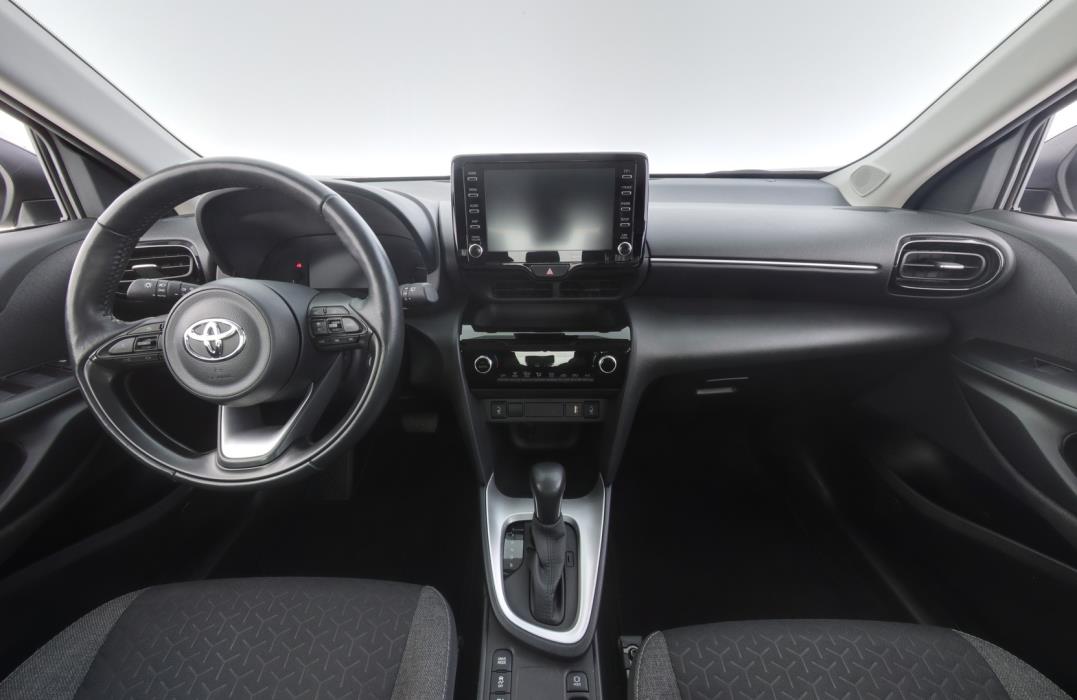 TOYOTA Yaris Cross 2023