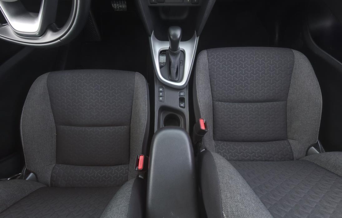 TOYOTA Yaris Cross 2023