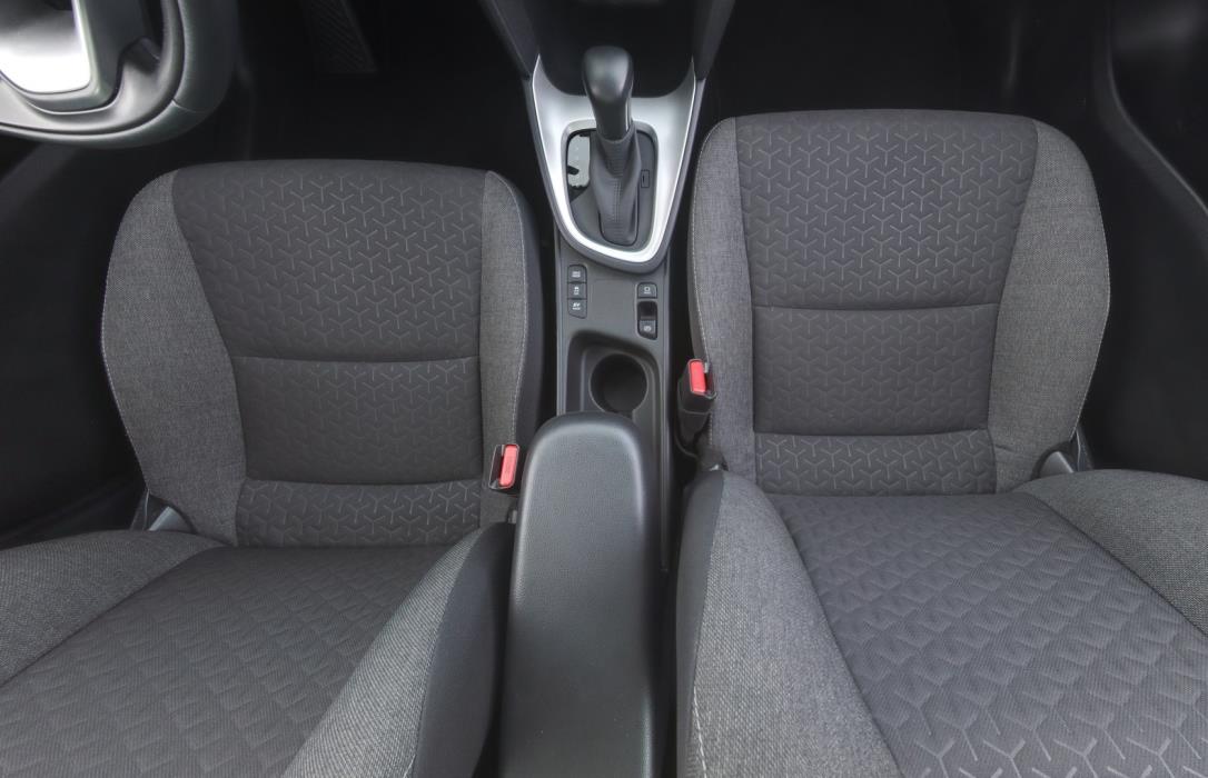 TOYOTA Yaris Cross 2023